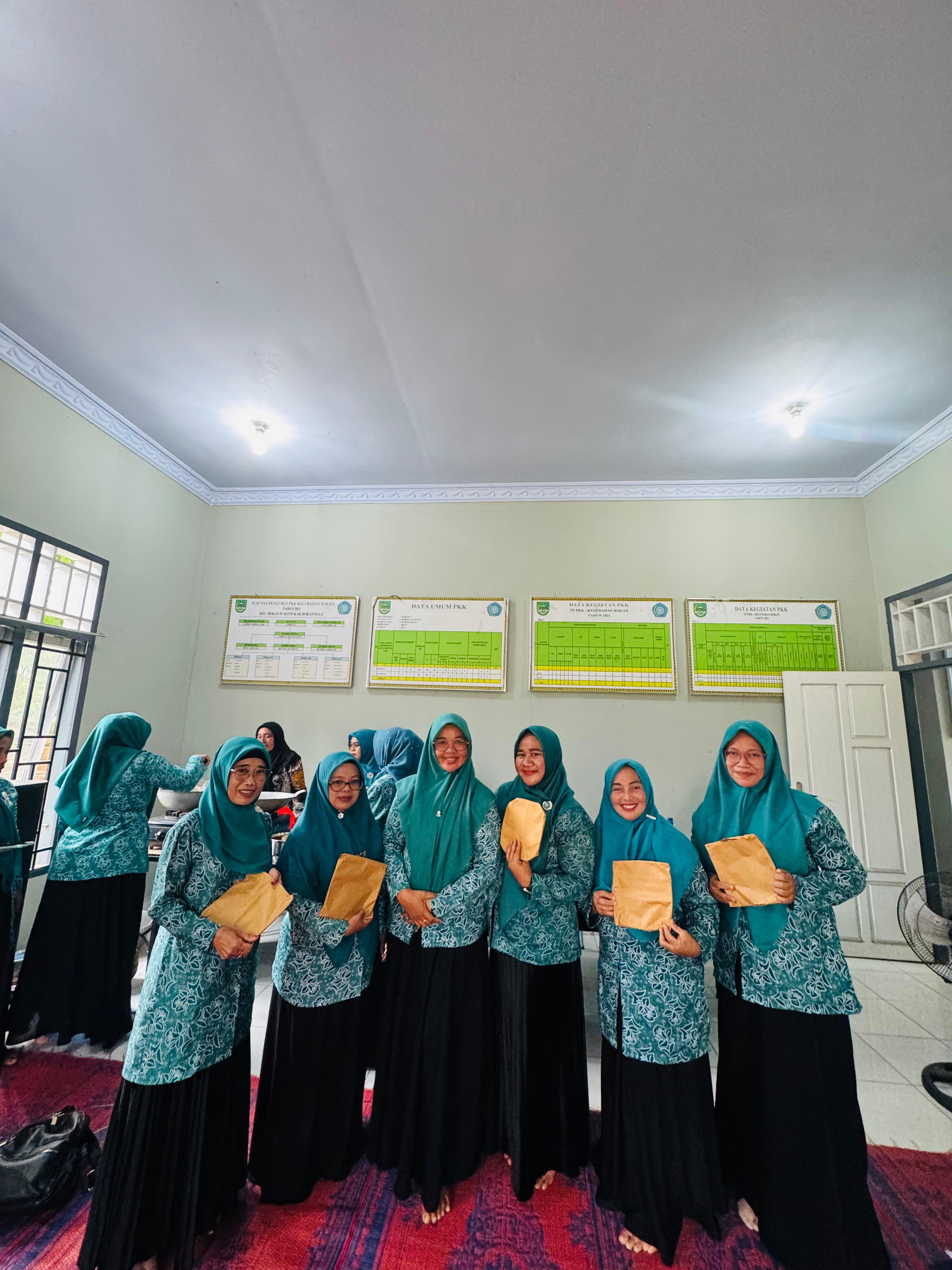 Arisan Rutin Bulanan PKK Kecamatan